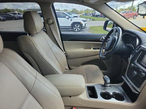 2015 Jeep Grand Cherokee Laredo
