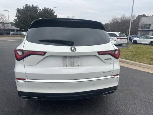 2023 Acura MDX 