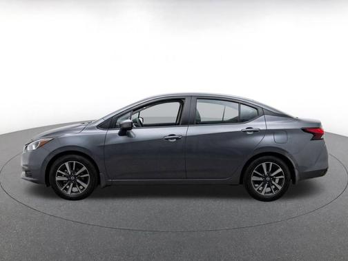 Gun Metallic 2025 Nissan Versa 1.6 SV