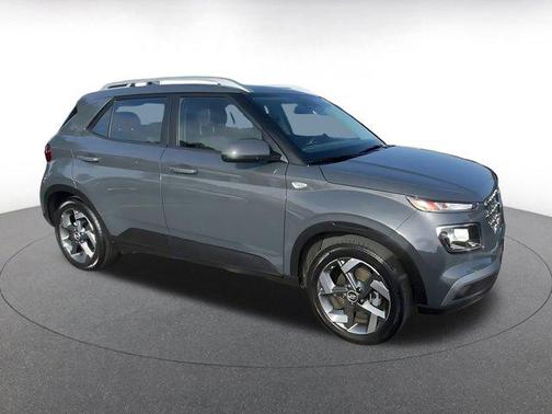 Ecotronic Gray 2025 Hyundai VENUE SEL
