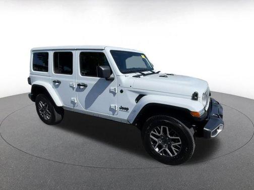2025 Jeep Wrangler 4-Door Sahara 4x4