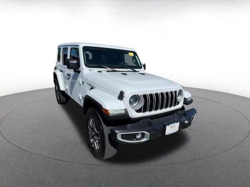 2025 Jeep Wrangler 4-Door Sahara 4x4