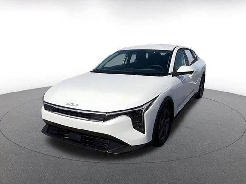 Snow White Pearl 2025 Kia K4 LXS