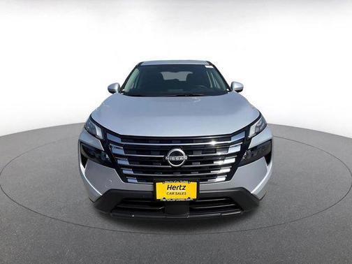 Brilliant Silver Metallic 2025 Nissan Rogue SV