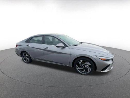 2025 Hyundai ELANTRA HEV Limited