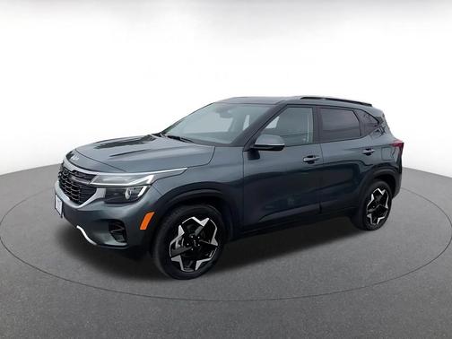 Gravity Gray 2025 Kia Seltos S