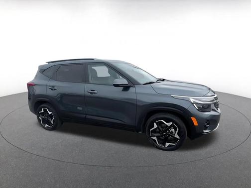 Gravity Gray 2025 Kia Seltos S