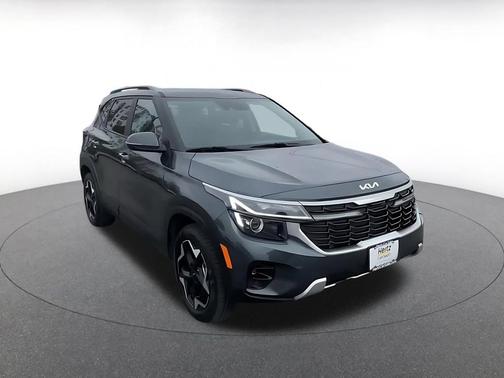 Gravity Gray 2025 Kia Seltos S