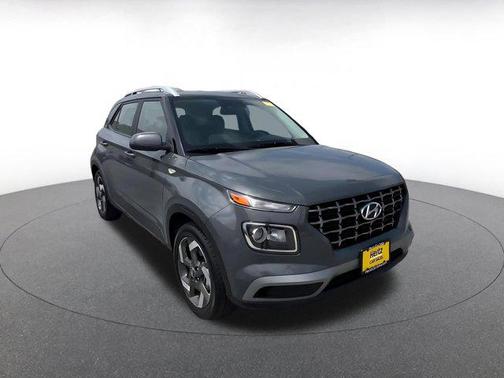 Ecotronic Gray 2025 Hyundai VENUE SEL