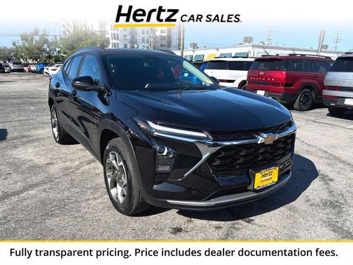 Mosaic Black Metallic 2025 Chevrolet Trax LT
