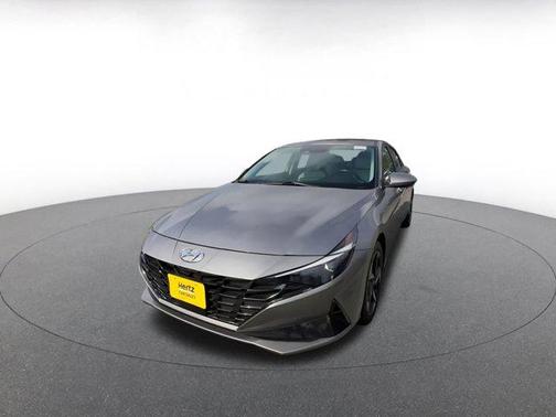 Fluid Metal 2023 Hyundai ELANTRA Limited