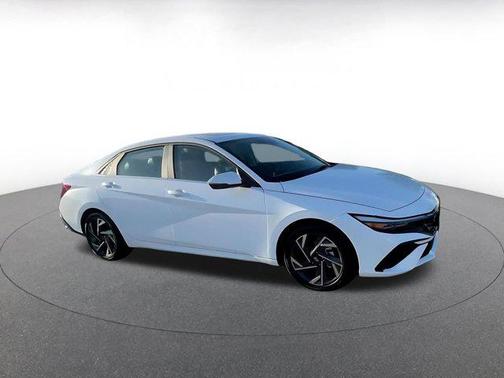 2025 Hyundai ELANTRA HEV Limited