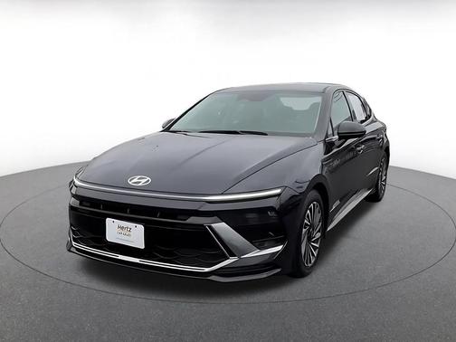 Abyss Black 2025 Hyundai SONATA Hybrid SE