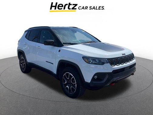 Bright White Clearcoat 2025 Jeep Compass Trailhawk