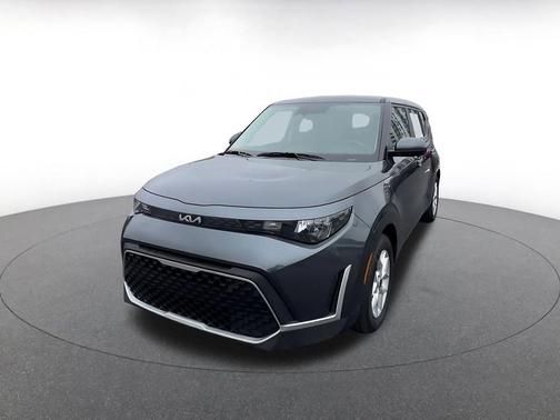 Gravity Gray 2025 Kia Soul LX