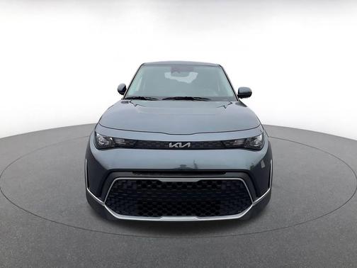 Gravity Gray 2025 Kia Soul LX