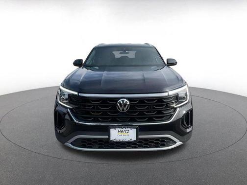 2025 Volkswagen Atlas Cross Sport 2.0T SE w/Technology 4MOTION