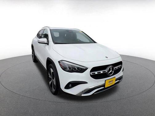 Polar White 2025 Mercedes-Benz GLA 250 4MATIC
