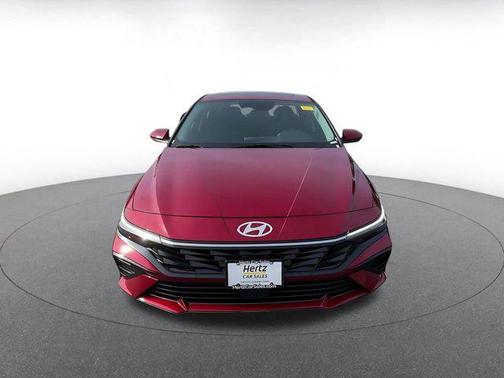 2025 Hyundai ELANTRA SEL