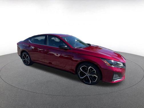 2024 Nissan Altima SR Intelligent AWD