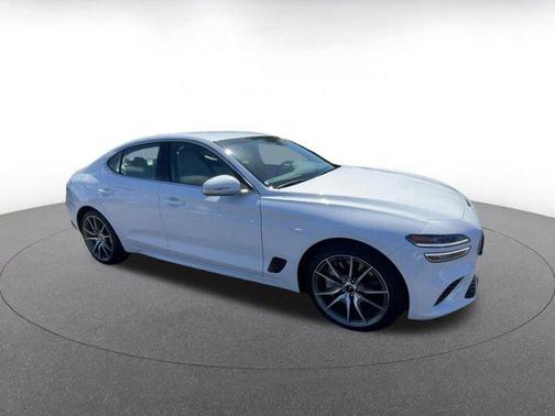 2025 Genesis G70 2.5T RWD