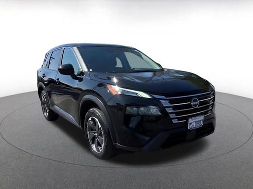 Super Black 2025 Nissan Rogue SV