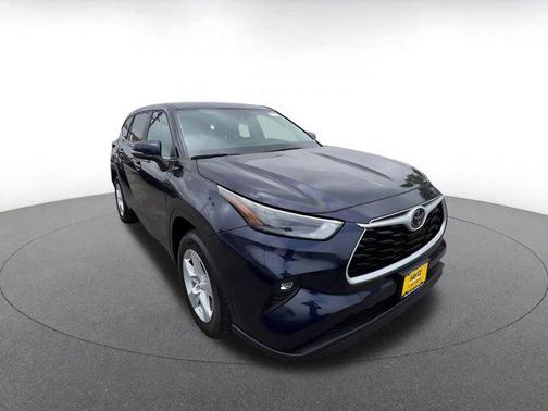 Blueprint 2025 Toyota Highlander LE