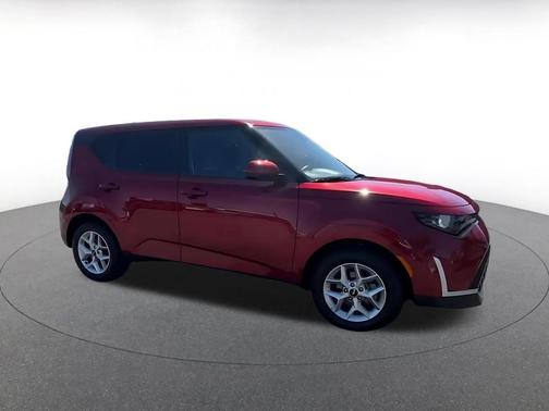 Mars Orange 2025 Kia Soul LX