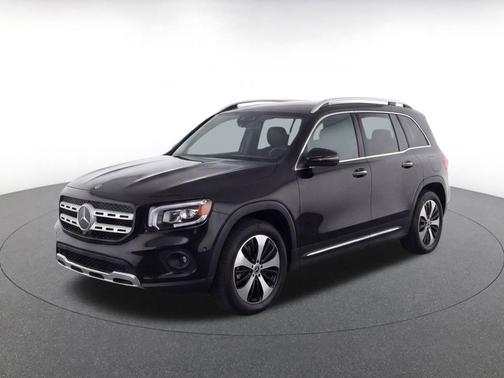 Night Black 2025 Mercedes-Benz GLB 250 4MATIC
