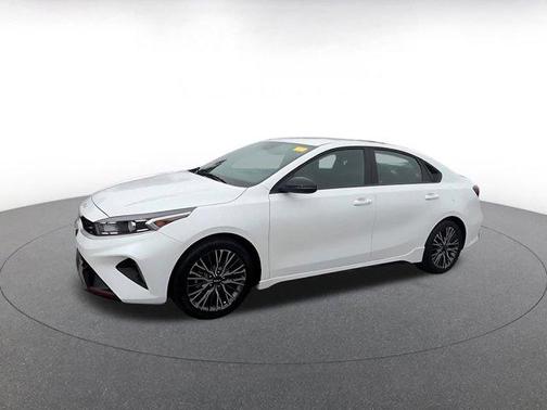 Snow White Pearl 2023 Kia Forte GT-Line