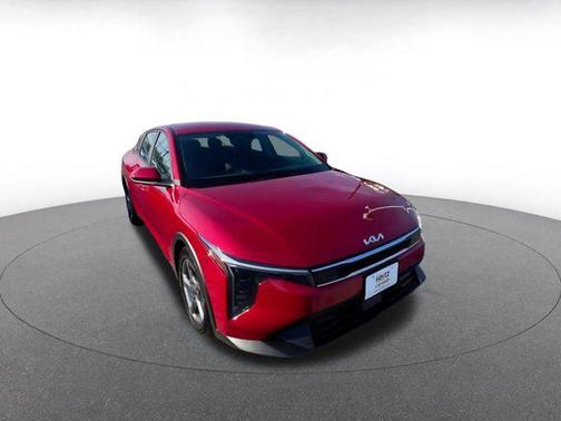 Currant Red 2025 Kia K4 LXS