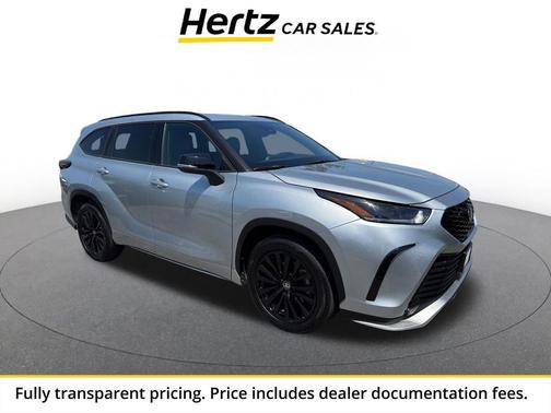 Celestial Silver Metallic 2025 Toyota Highlander LE