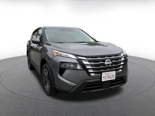 Gun Metallic 2025 Nissan Rogue SV