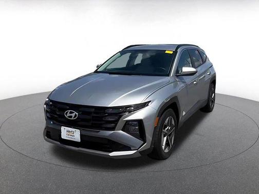 Shimmering Silver 2025 Hyundai TUCSON SEL