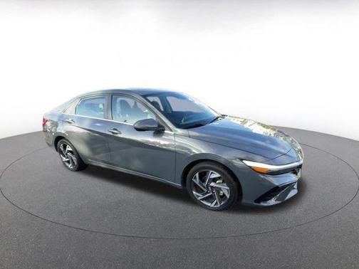 2025 Hyundai ELANTRA HEV Limited