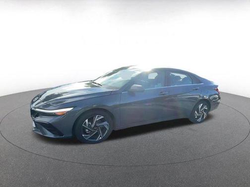 2025 Hyundai ELANTRA HEV Limited