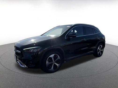 Night Black 2025 Mercedes-Benz GLA 250 4MATIC