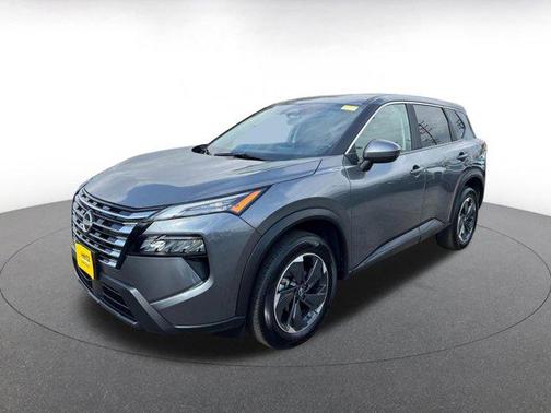 Gun Metallic 2025 Nissan Rogue SV