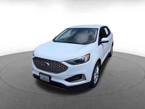 Oxford White 2024 Ford Edge SEL