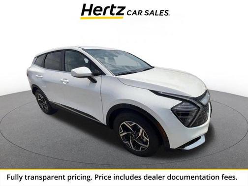 Snow White Pearl 2025 Kia Sportage LX
