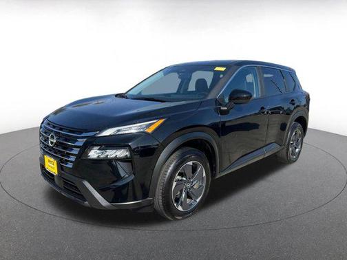 Super Black 2025 Nissan Rogue SV