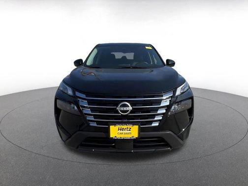 Super Black 2025 Nissan Rogue SV