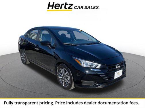 Super Black 2025 Nissan Versa 1.6 SV