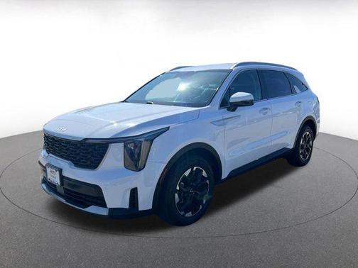 Glacial White Pearl 2024 Kia Sorento S