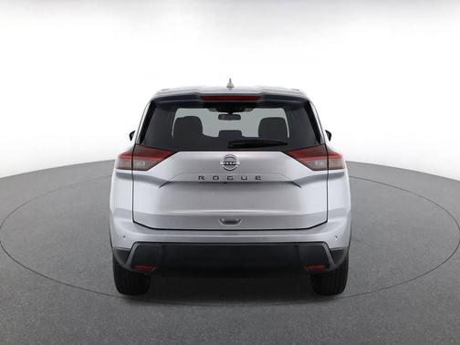 Brilliant Silver Metallic 2025 Nissan Rogue SV