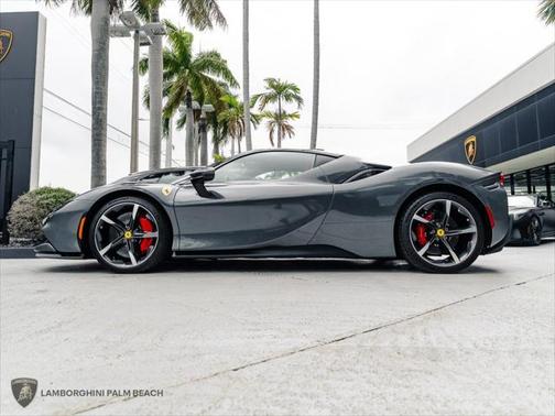 2022 Ferrari SF90 Stradale