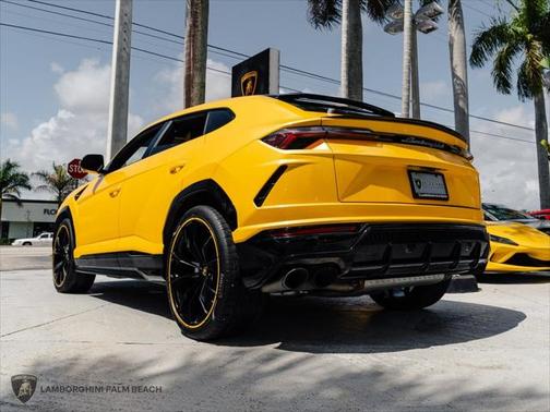 2021 Lamborghini Urus