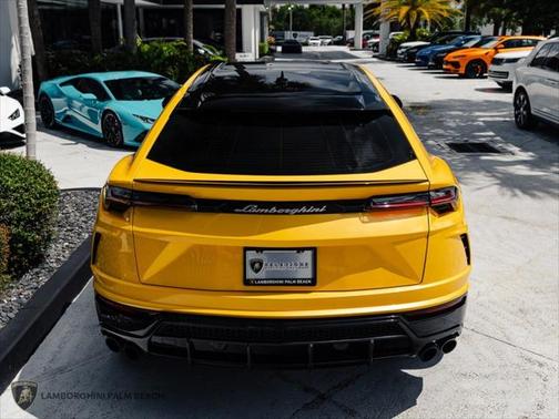 2021 Lamborghini Urus