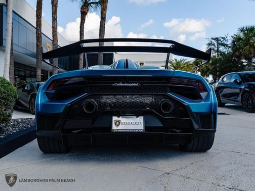 2023 Lamborghini Huracan STO Coupe