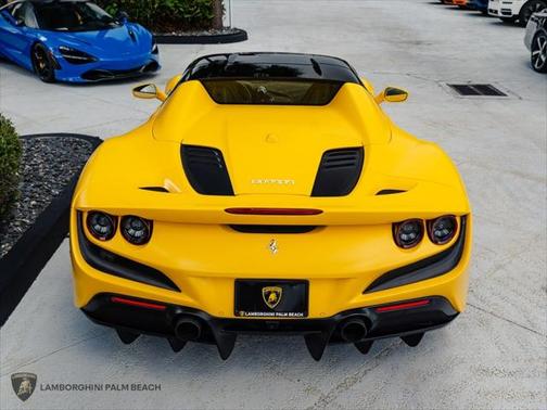 2022 Ferrari F8 Spider
